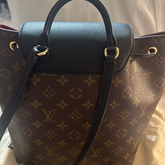 Louis Vuitton Monogram Montsouris PM Backpack - Picture 4 of 16